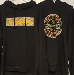 Bundle of 2 Mossy Oak hoodies NWT